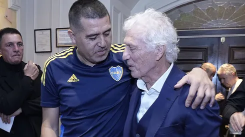 José Pekerman junto a Riquelme