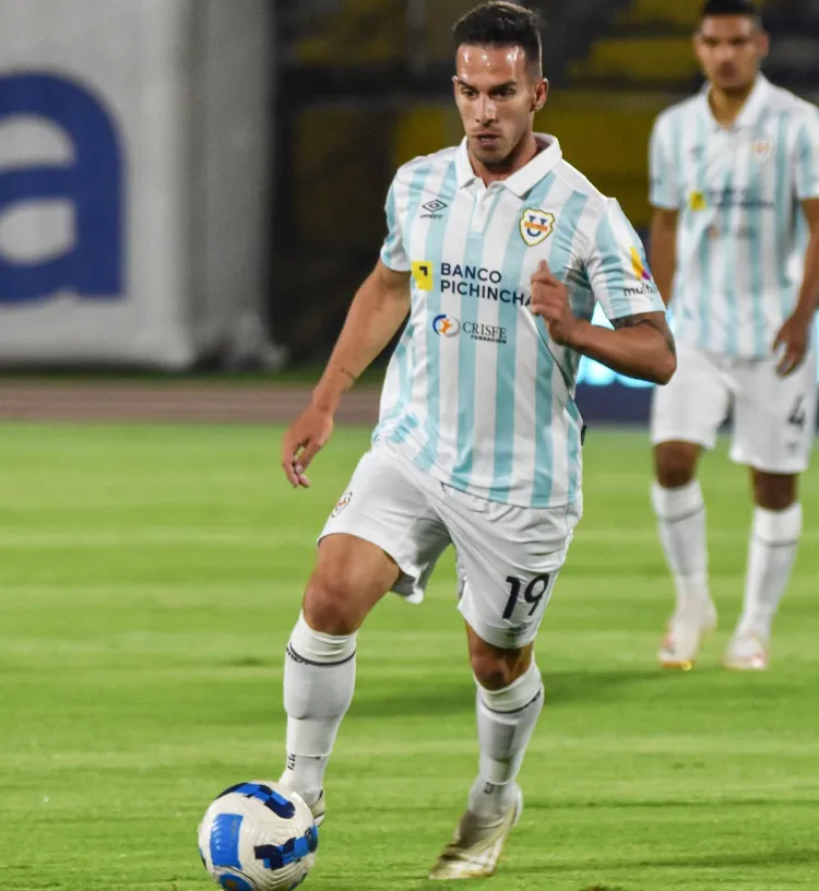 Fede Andrada en la U Católica de Ecuador. (Foto: @fedeandrada22).