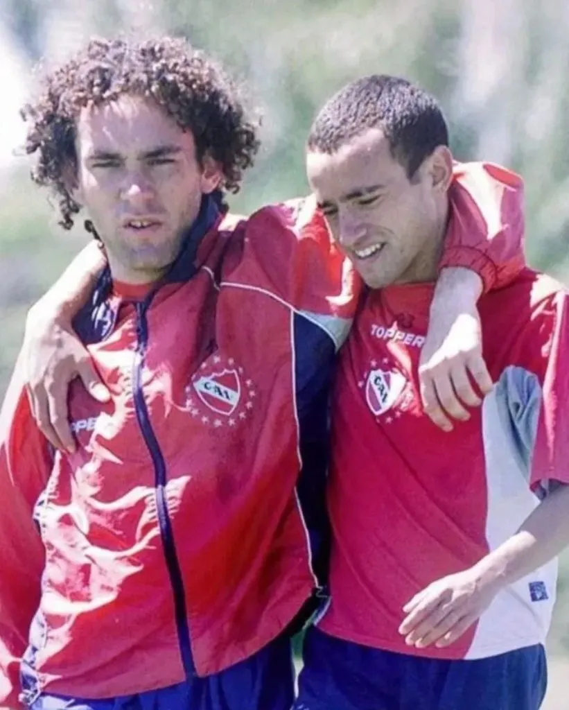 Gabriel Milito y Toti Ríos, dos hijos de la cantera del Rojo. (Foto: Gentileza Toti Ríos).