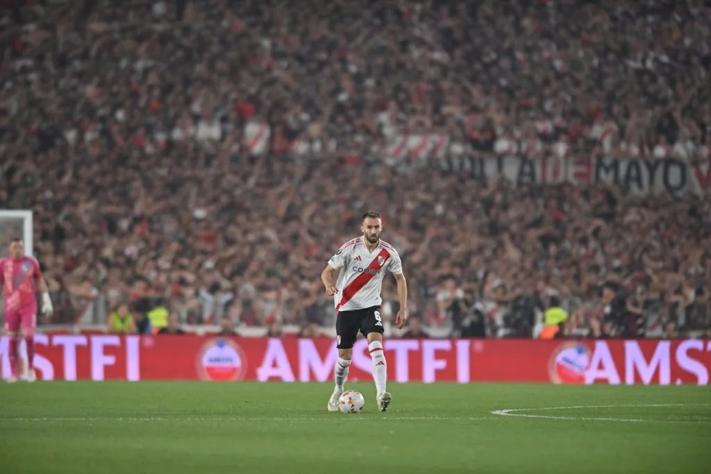 Germán Pezzella en acción. (Foto: Prensa River)