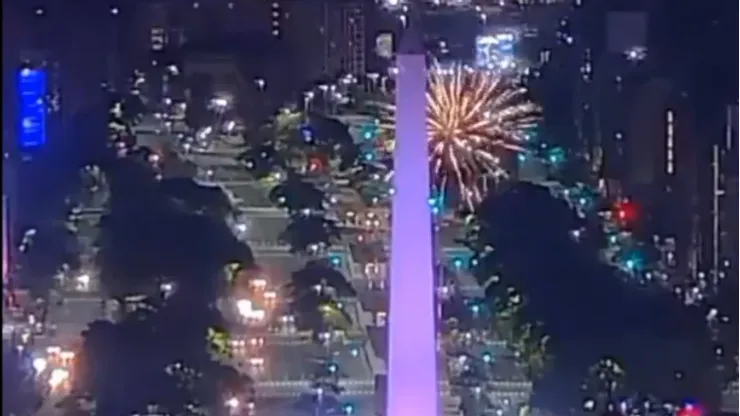 Fuegos artificiales en el hotel de Mineiro