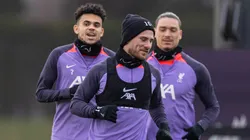 Mac Allister, Díaz y Núñez, en un entrenamiento del Liverpool.