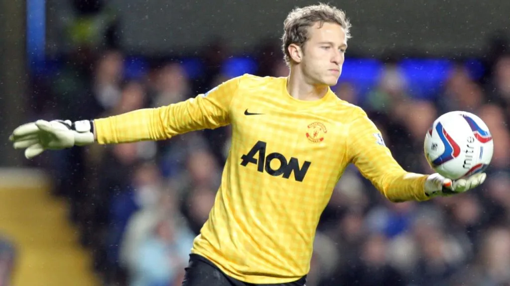 Anders Lindegaard, arquero danés en un partido del Manchester United en 2012 (IMAGO / Action Plus).