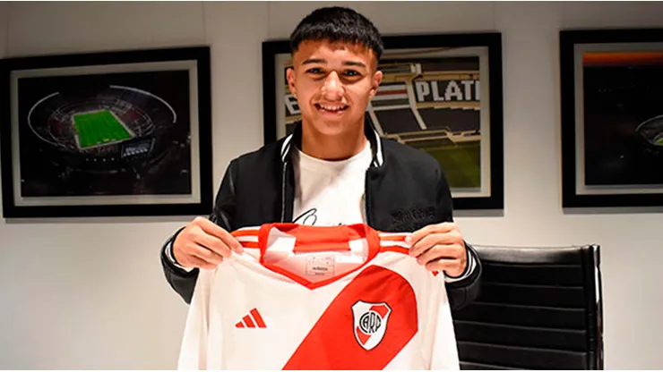 Felipe Esquivel, la joya de River de tan solo 16 años.