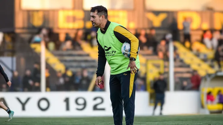 Leandro Gracián, entrenador de Deportivo Madryn.