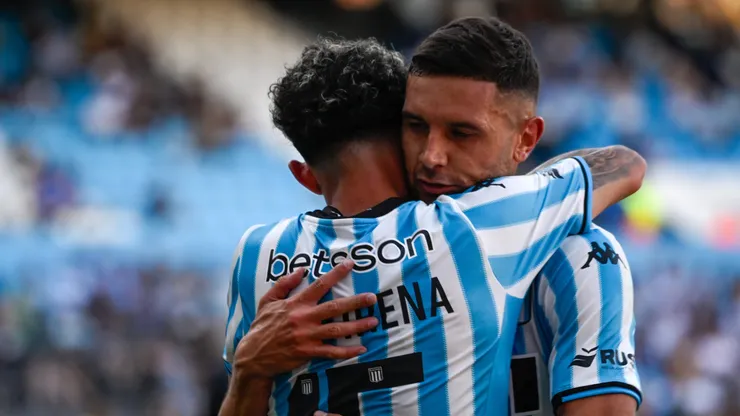 Racing venció 4-3 a Defensa en un partidazo
