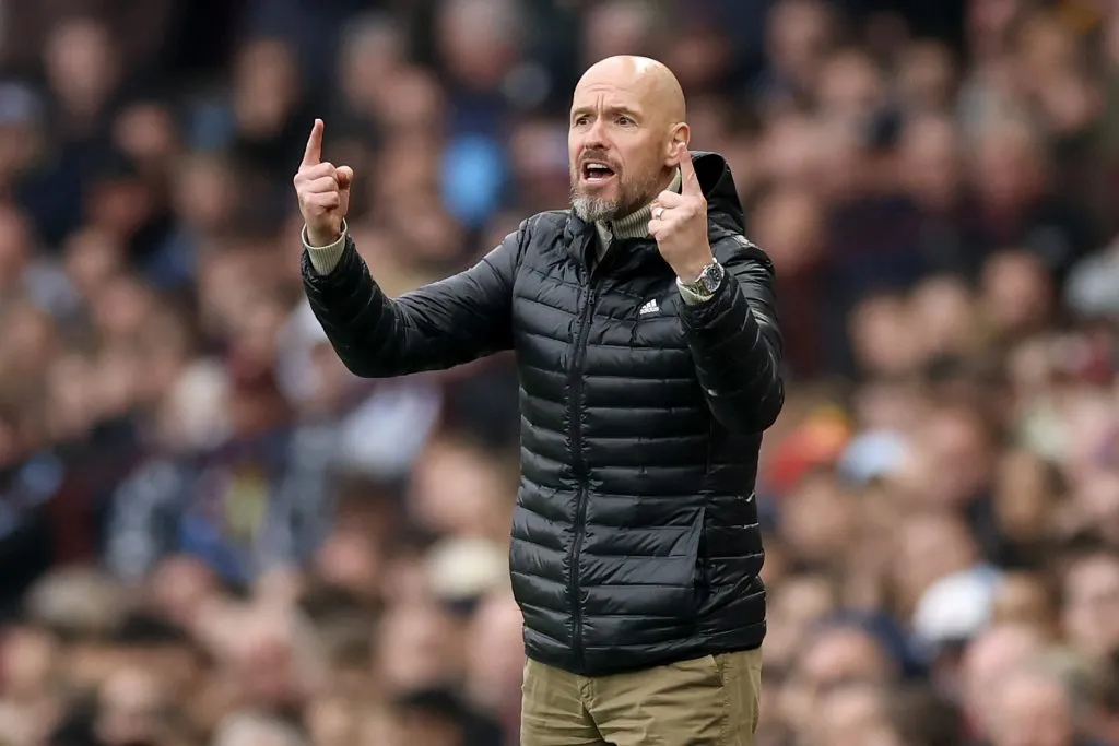 Ten Hag apuntó contra la prensa por inventar rumores de una posible salida.