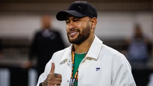 El padre de Neymar habló del futuro de su hijo.