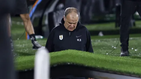 El presidente de la AUF fue contundente con el futuro de Marcelo Bielsa en la Selección de Uruguay: "Estamos todos locos"