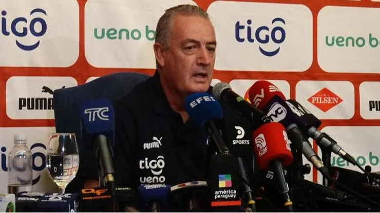 La llamativa comparación que hizo Gustavo Alfaro de la Selección Argentina antes de las Eliminatorias