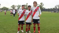 Valentino López con la camiseta de River.