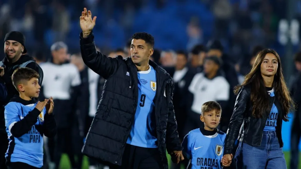 Luis Suárez, en su retiro de la selección de Uruguay (Ernesto Ryan/Getty Images).