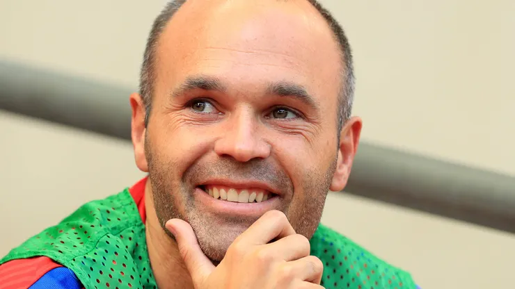 Andrés Iniesta destacó tres figuras del Barcelona