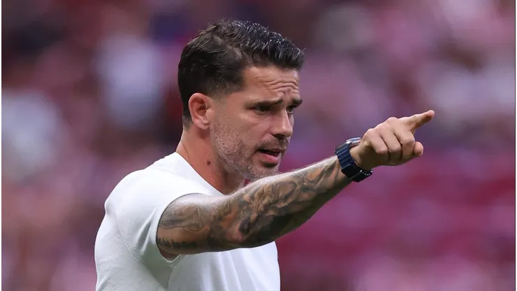 Gago llamó a Paredes para que regrese a Boca