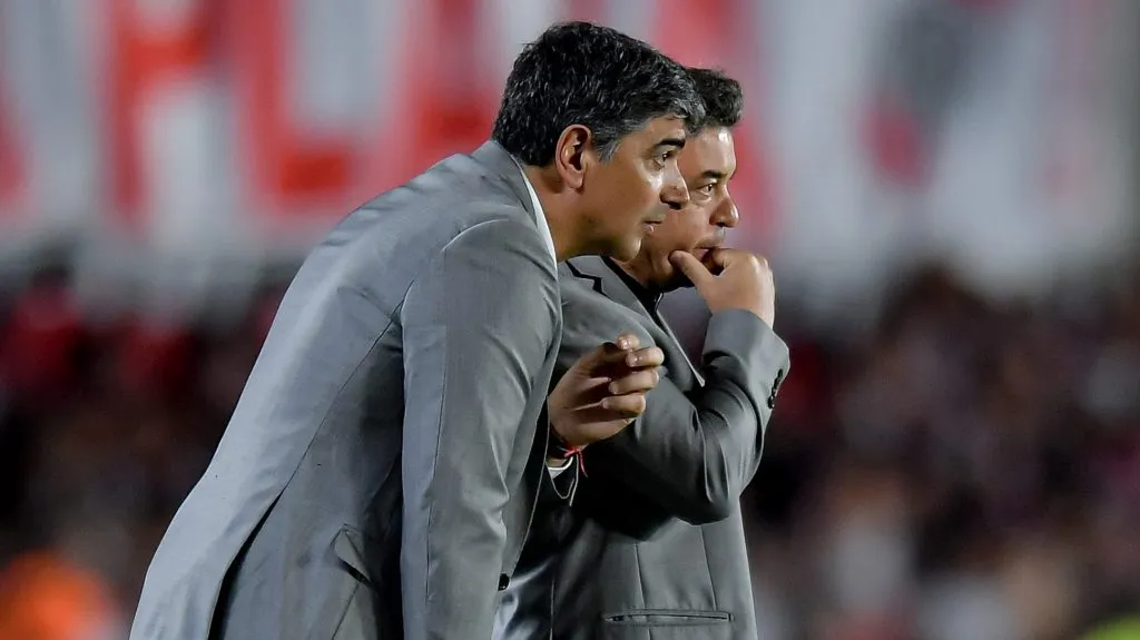 Matías Biscay junto a Marcelo Gallardo. (Foto: Getty).