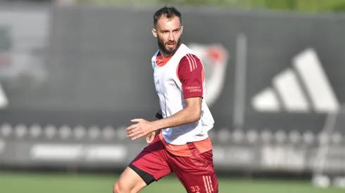Germán Pezzella se lesionó en River.