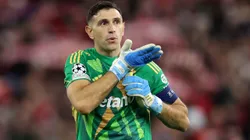 Aston Villa resaltó el papel del Dibu Martínez en el triunfo 1 a 0 sobre Bayern Munich.