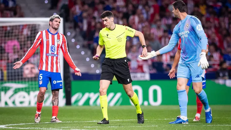 Rodrigo De Paul y Mateo Ferrer Busquets tuvieron un picante ida y vuelta durante el Derbi Madrileño.