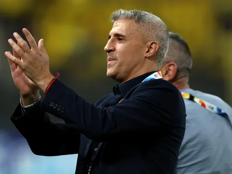 Hernán Crespo recibe una joya argentina para disputar el Mundial de Clubes con Al Ain