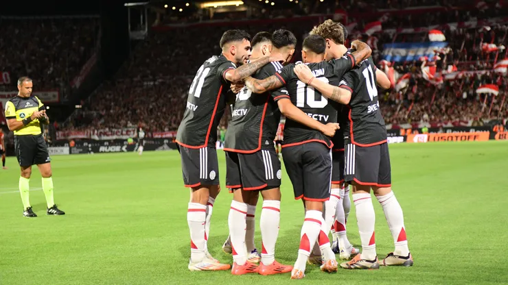 River pelea por ingresar a la Copa Libertadores.