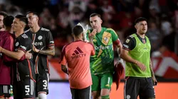 LA PLATA, ARGENTINA - NOVEMBER 29: Players of River Plate celebrates after winning the Liga Profesional 2024 match between Estudiantes and River Plate at Jorge Luis Hirschi Stadium on November 29, 2024 in La Plata, Argentina. (Photo by Marcelo Endelli/Getty Images)