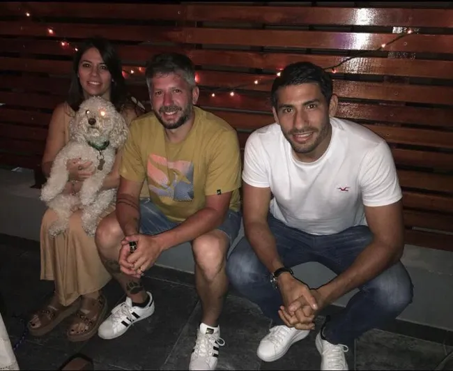 Seba D’Angelo junto a sus hermanos (Archivo Personal)