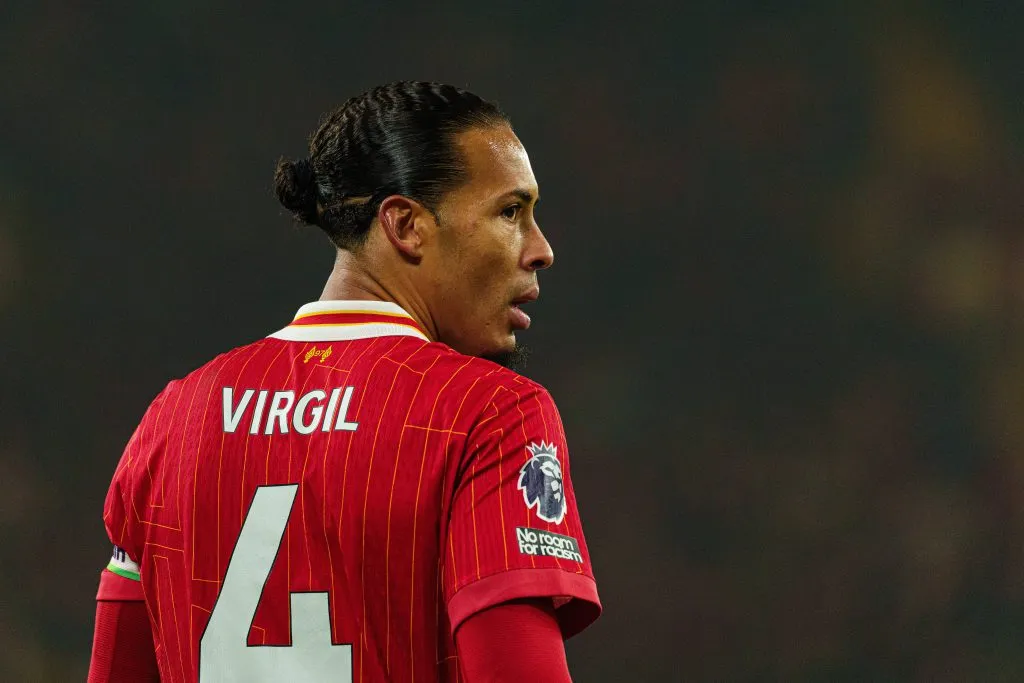 Virgil Van Dijk aún no renueva con Liverpool, pero hay negociaciones. IMAGO