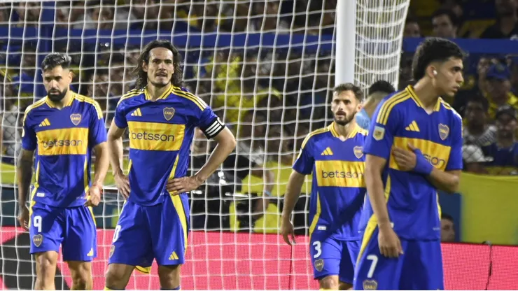 El gran problema de Boca que todavía no pudo resolver en los cruces mano a mano desde que llegó Riquelme