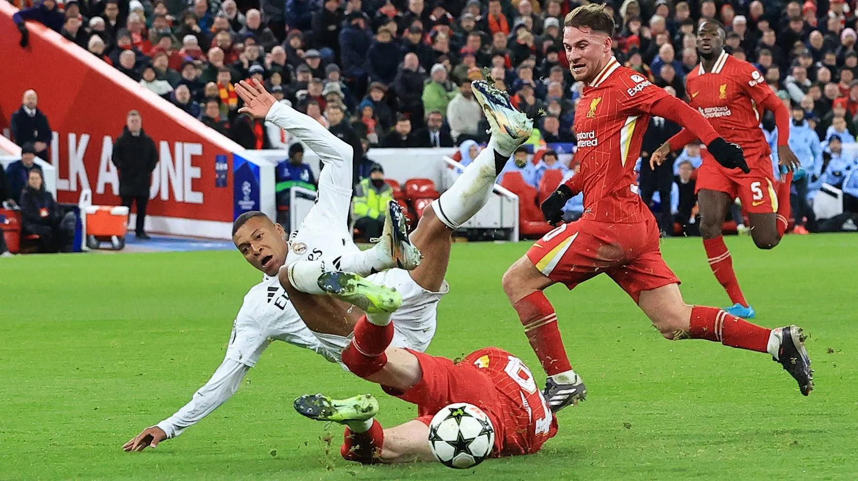 Una imagen que grafica el momento del Real Madrid y de Kylian Mbappé.