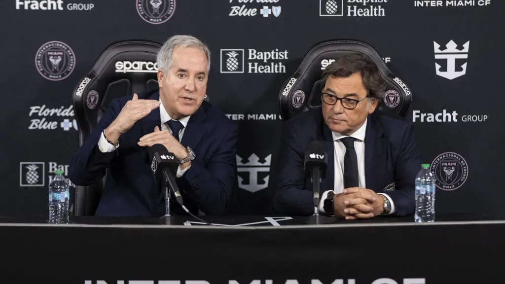 Jorge Mas, dueño del Inter Miami, y Raúl Sanhelli, presidente de las operaciones de fútbol del Inter Miami (IMAGO / ZUMA Press Wire).