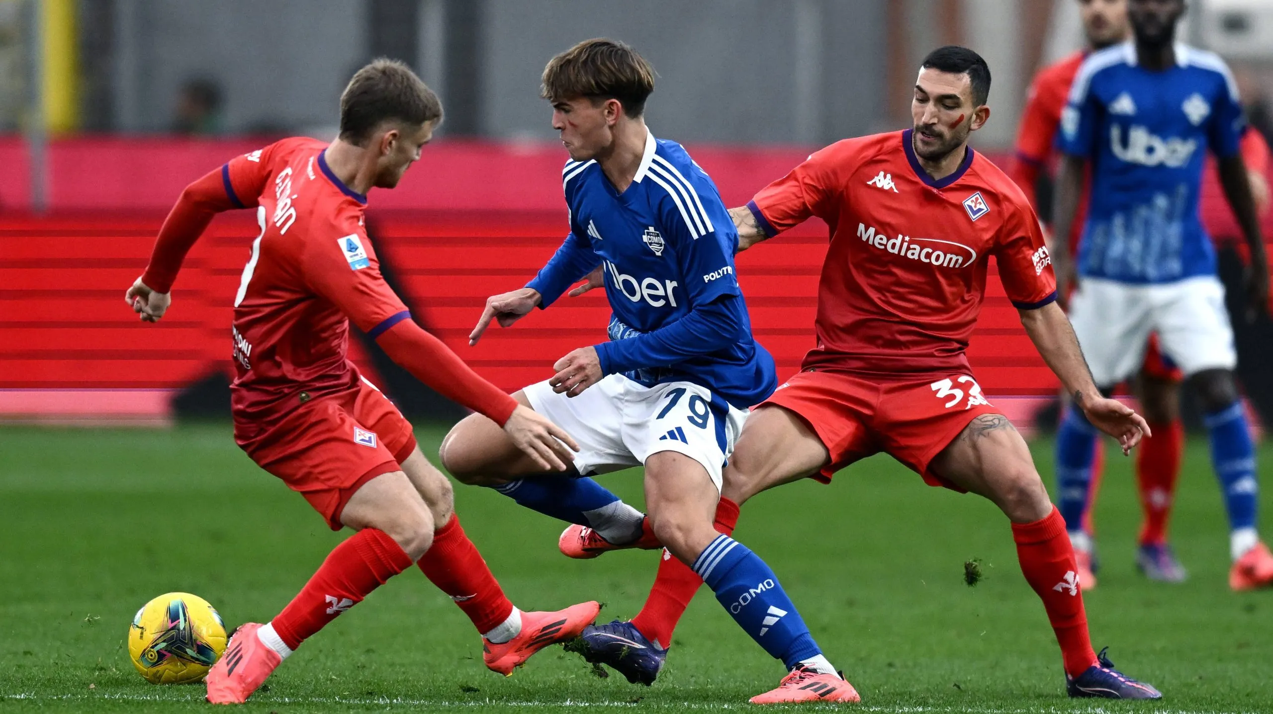 Nico Paz vs. Fiorentina este lunes 25 de noviembre.