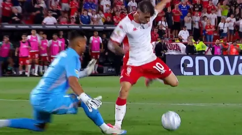 La jugada entre Mazzantti y Chiquito Romero.