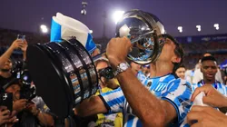 Gustavo Costas celebra la conquista de Racing.