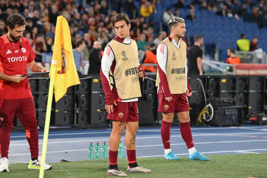 Leandro Paredes y Paulo Dybala esperan sumar mayor protagonismo en la Roma con la llegada de Claudio Ranieri.