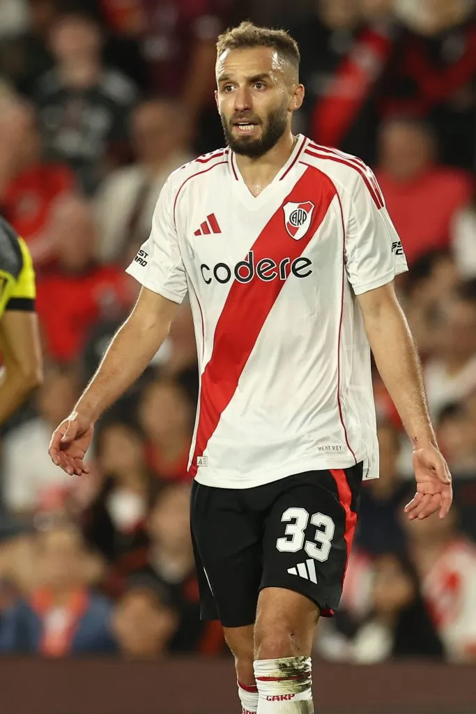 Pezzella quedaría fuera de la convocatoria para viajar a Mendoza.