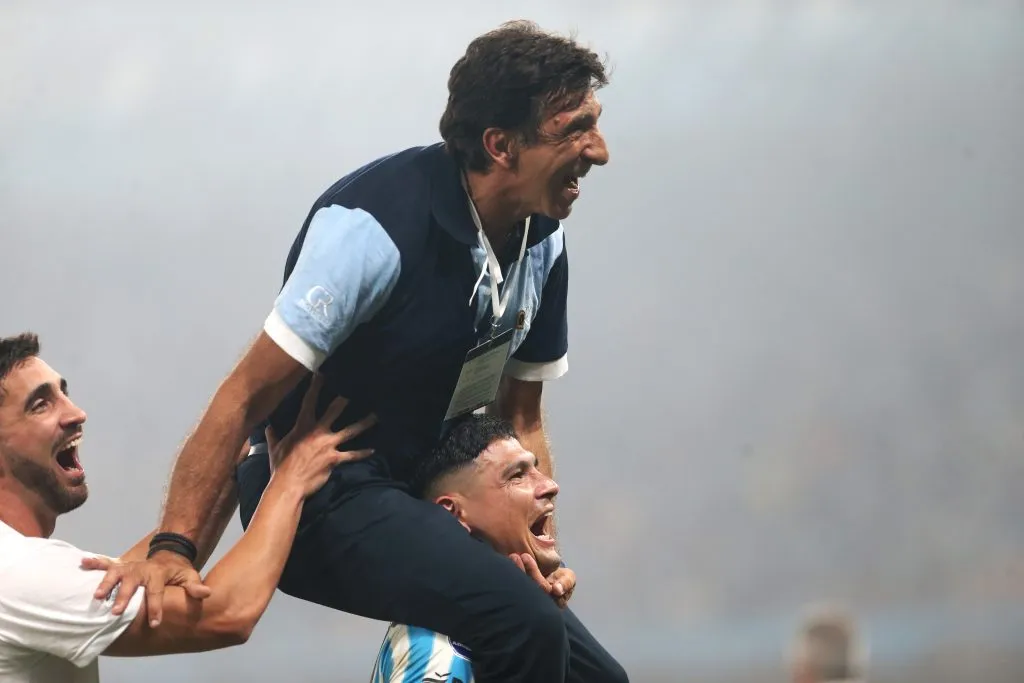 Monzón opinó que Costas merece coronar con Racing en la Copa Sudamericana.