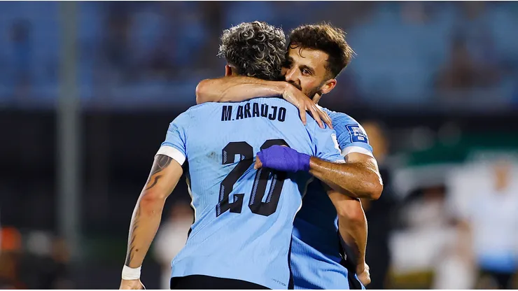 Marcelo Saracchi salió lesionado en Uruguay.