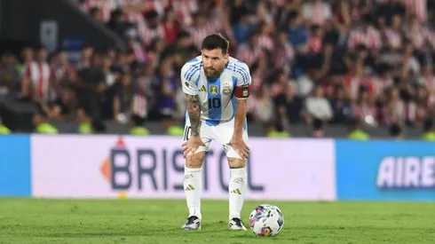 La agresión que sufrió Messi en pleno partido entre Paraguay y Argentina