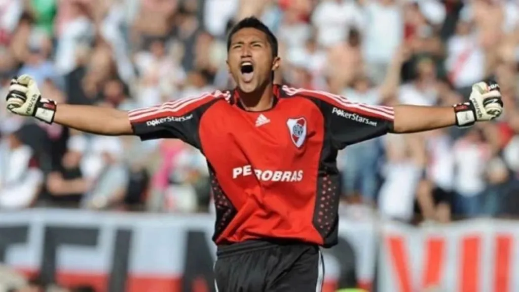 Varios momentos en el club, pero siempre le costó acentarse (Twitter/X)