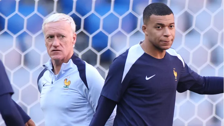 Didier Deschams y Kylian Mbappé.