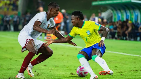 Brasil se mide a Venezuela.