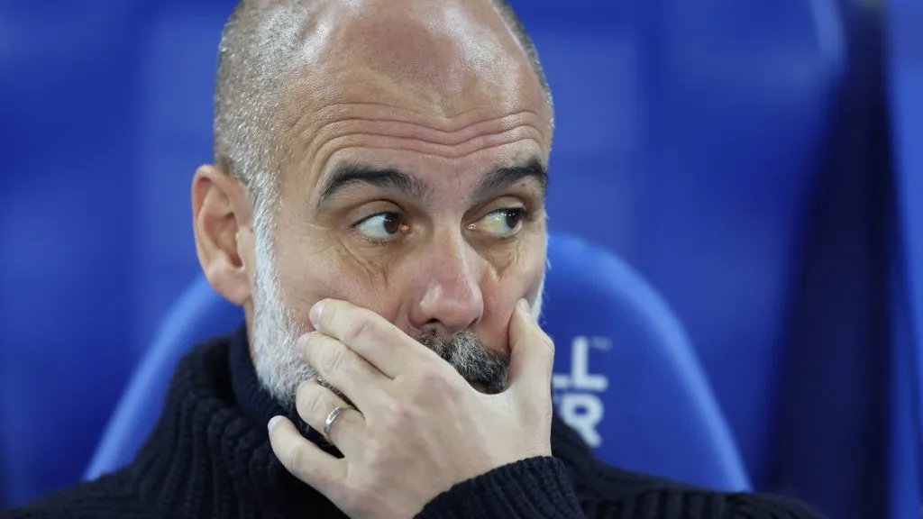 Pep Guardiola y su cara de preocupación, en medio de la derrota ante Brighton (IMAGO / Sportimage).