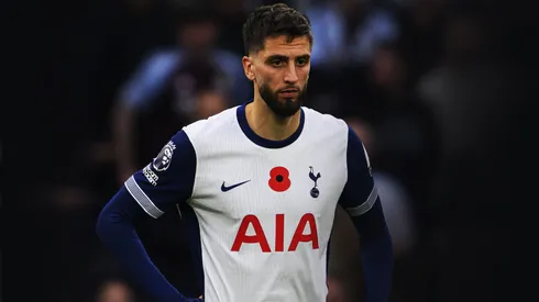 Rodrigo Bentancur enfrenta una sanción en el Tottenham