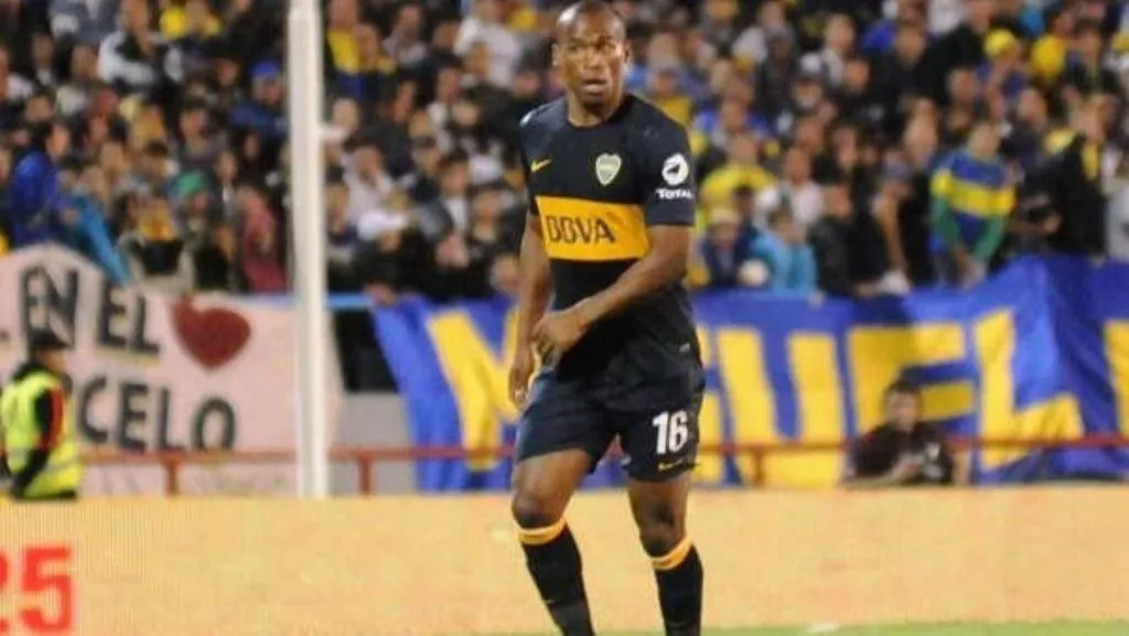 Sus antecedentes lo trajeron al club, su nivel no fue el deseado (Boca Historia)