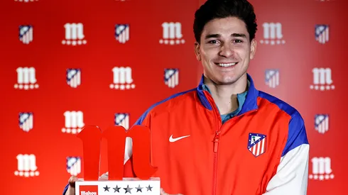 Julián Álvarez y su primer galardón en España.