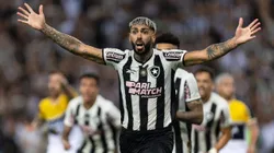 Alexander Barboza podría jugar para Uruguay.