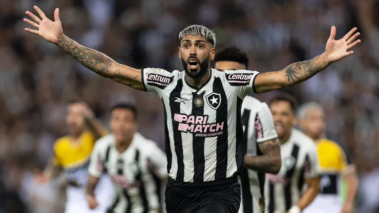 Alexander Barboza podría jugar para Uruguay.