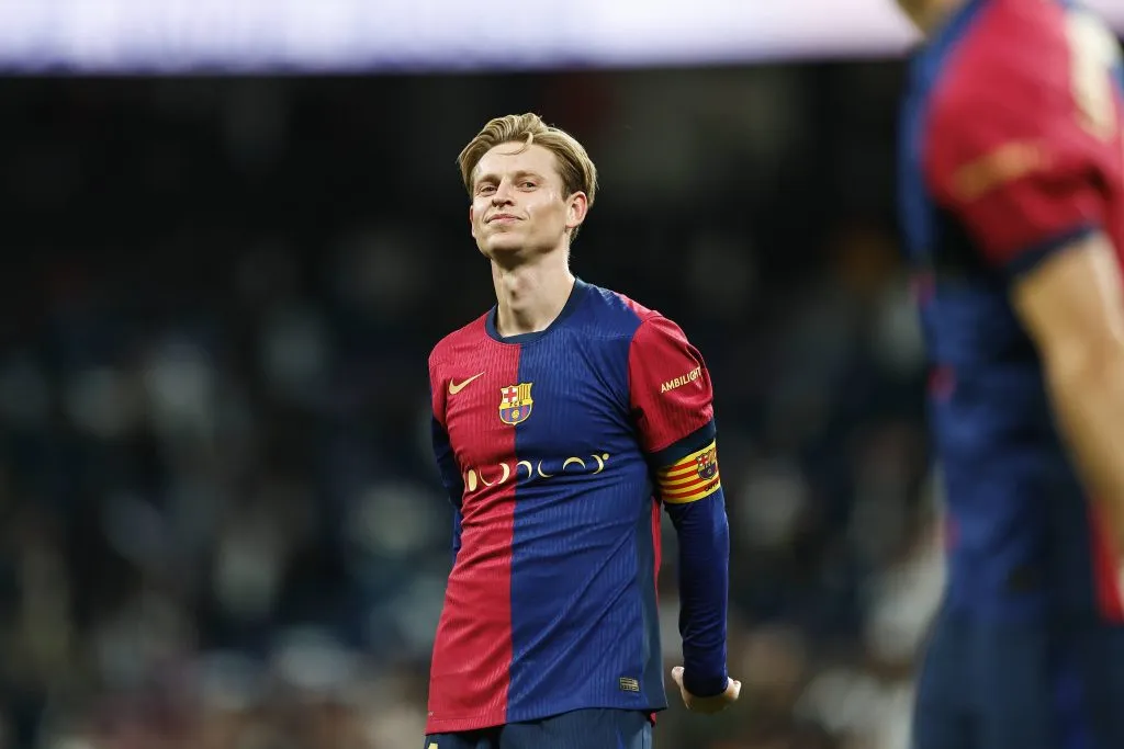 De Jong aún no renueva con Barcelona y Liverpool le echó el ojo.
