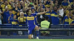 Edinson Cavani celebra su gol contra Godoy Cruz.