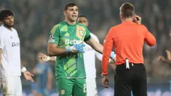 Dibu Martínez y un insólito blooper.